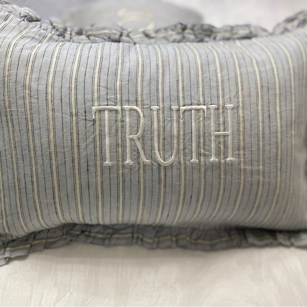 Restoration hardware kids self 3 linen trow pillows covers and inserts included